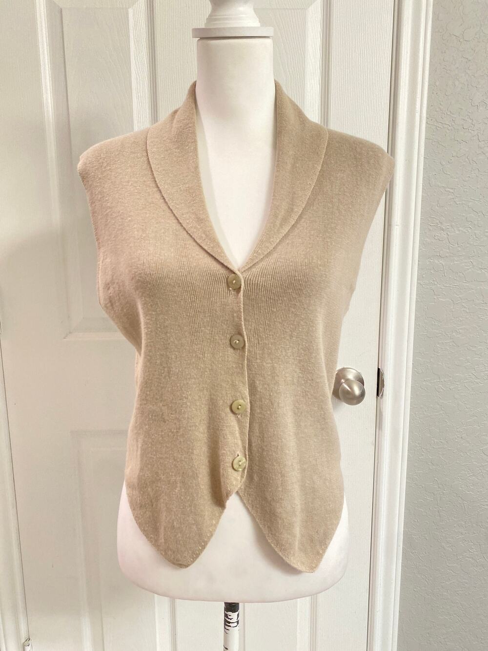 Vintage J.G. Hook Knit Sweater Vest Tan Beige Medium Light Academia Capsule